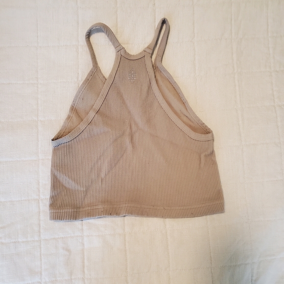 Happiness Runs Crop - Picture 5 of 5